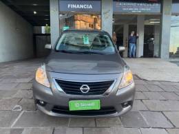 NISSAN - VERSA - 2014/2014 - Cinza - R$ 43.900,00