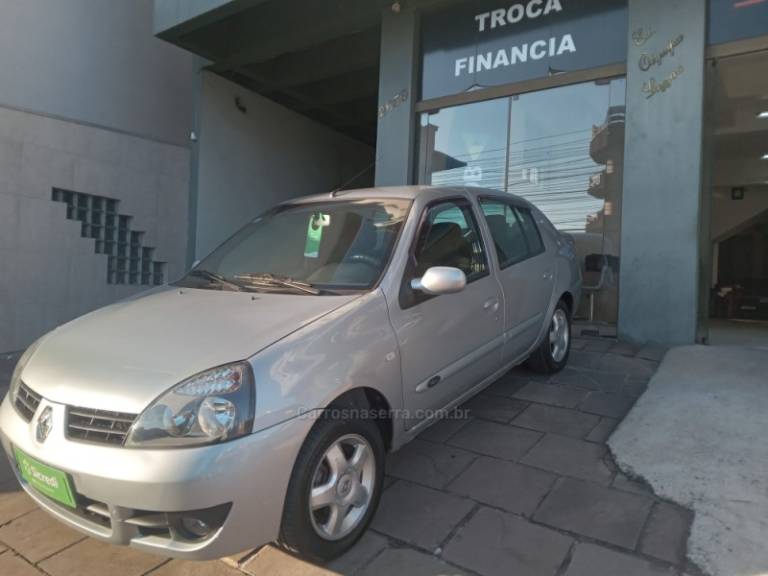 RENAULT - CLIO - 2007/2007 - Prata - Sob Consulta