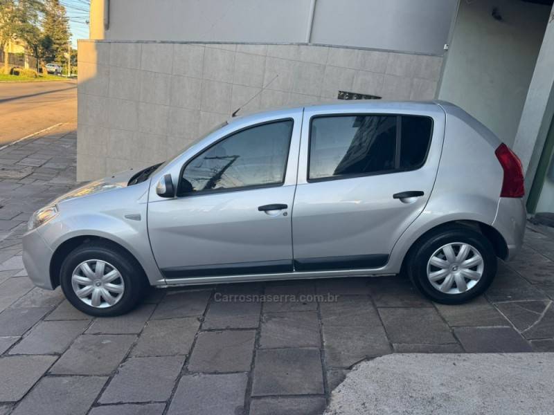 RENAULT - SANDERO - 2013/2013 - Prata - Sob Consulta