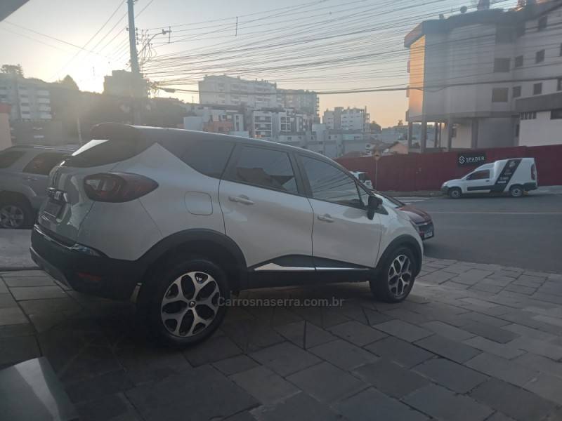 RENAULT - CAPTUR - 2018/2019 - Branca - Sob Consulta
