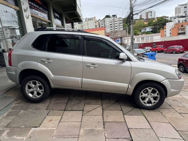 HYUNDAI - TUCSON - 2013/2013 - Prata - Sob Consulta