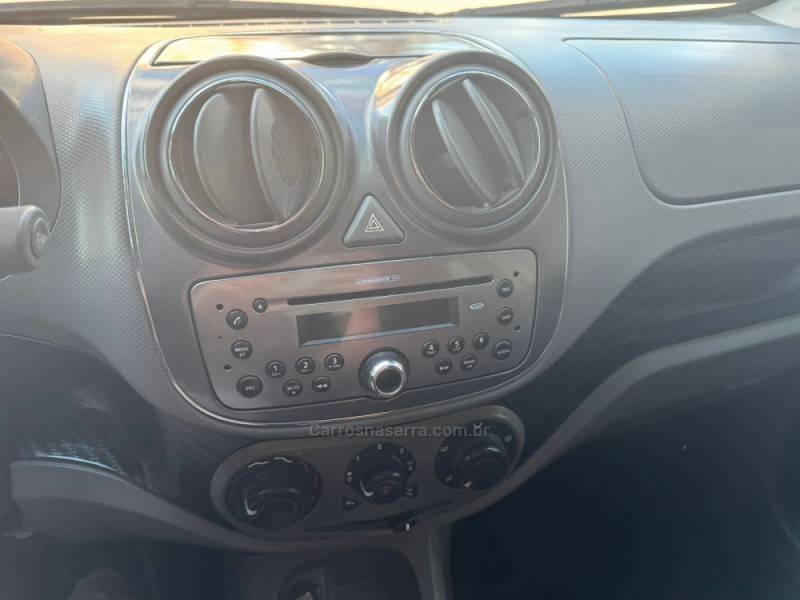 FIAT - PALIO - 2014/2014 - Prata - Sob Consulta