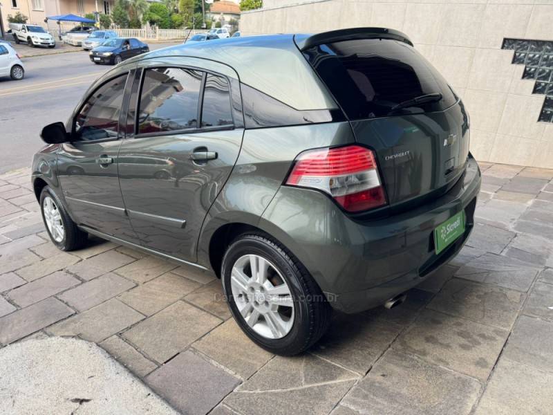 CHEVROLET - AGILE - 2011/2011 - Verde - R$ 38.900,00