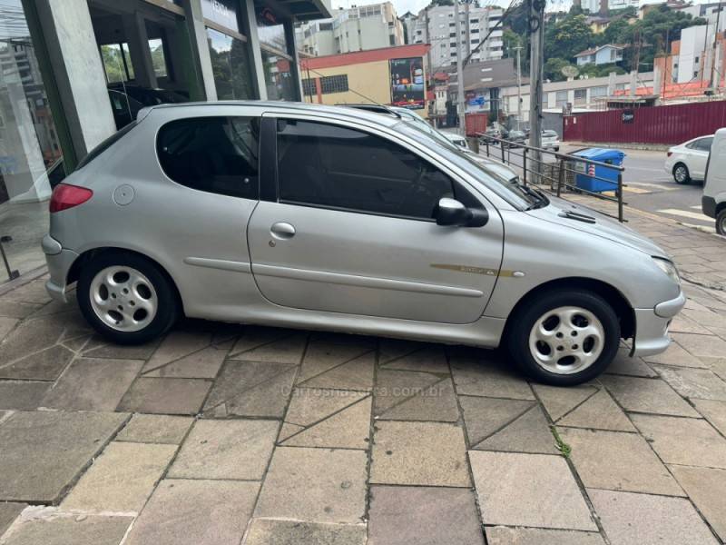 PEUGEOT - 206 - 2002/2002 - Prata - Sob Consulta