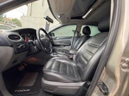 FORD - FOCUS - 2009/2009 - Dourada - Sob Consulta