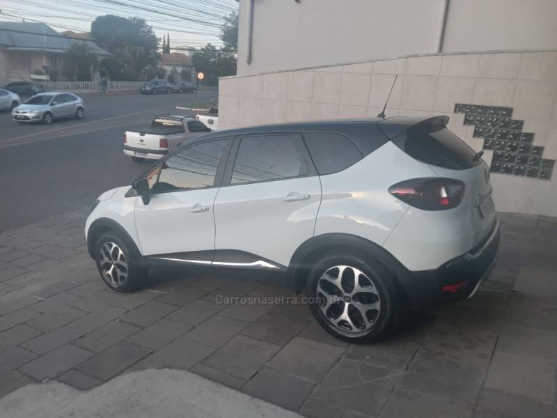 RENAULT - CAPTUR - 2018/2019 - Branca - Sob Consulta