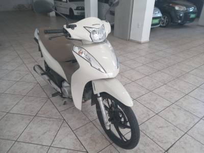 HONDA - BIZ 125 - 2021/2021 - Branca - Sob Consulta