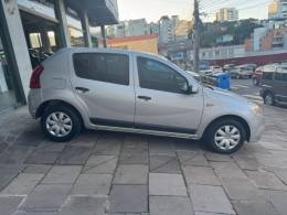 RENAULT - SANDERO - 2013/2013 - Prata - Sob Consulta