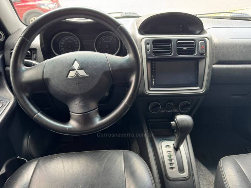 MITSUBISHI - PAJERO TR4 - 2010/2010 - Prata - Sob Consulta