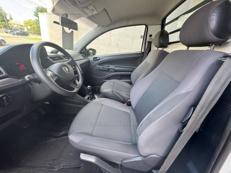 VOLKSWAGEN - SAVEIRO - 2021/2021 - Branca - R$ 63.900,00