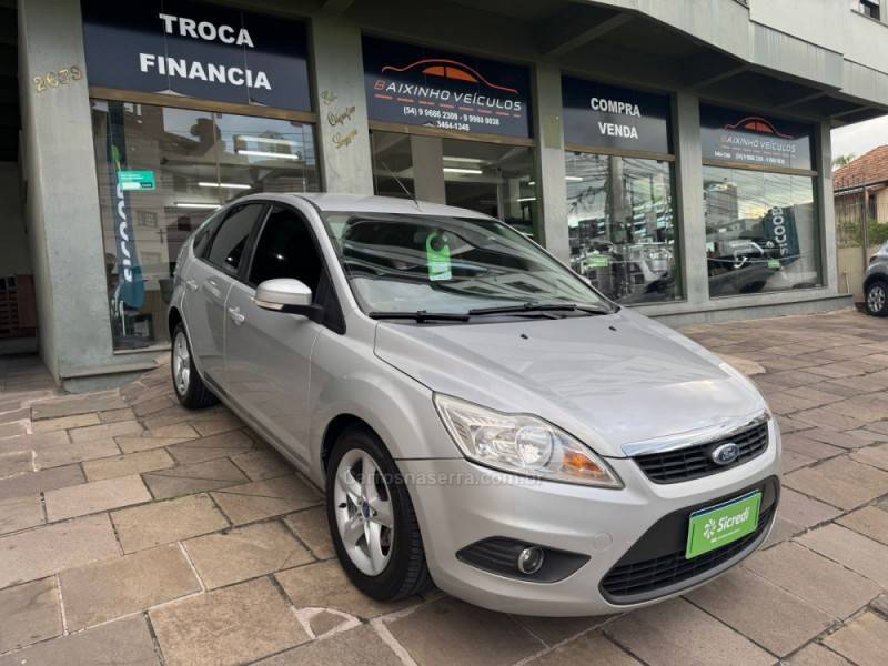 FORD - FOCUS - 2013/2013 - Prata - Sob Consulta